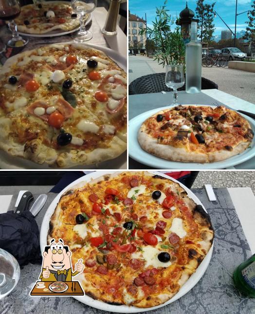 Elige una pizza en La Cucina - Ristorante-pizzeria