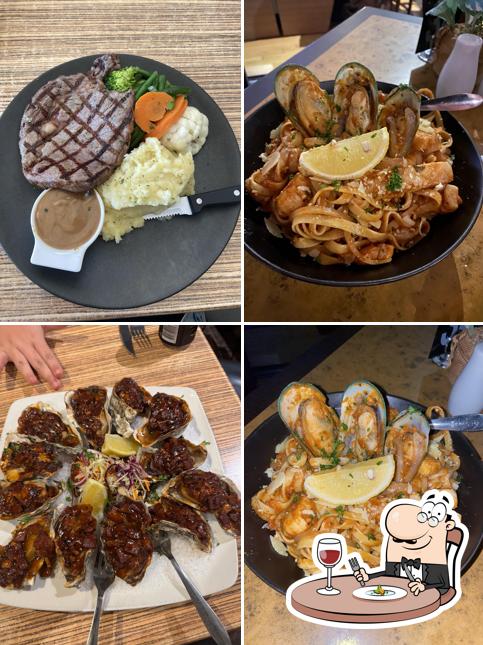 Steak House, Queens Hotel in Gladstone Central Restaurant reviews