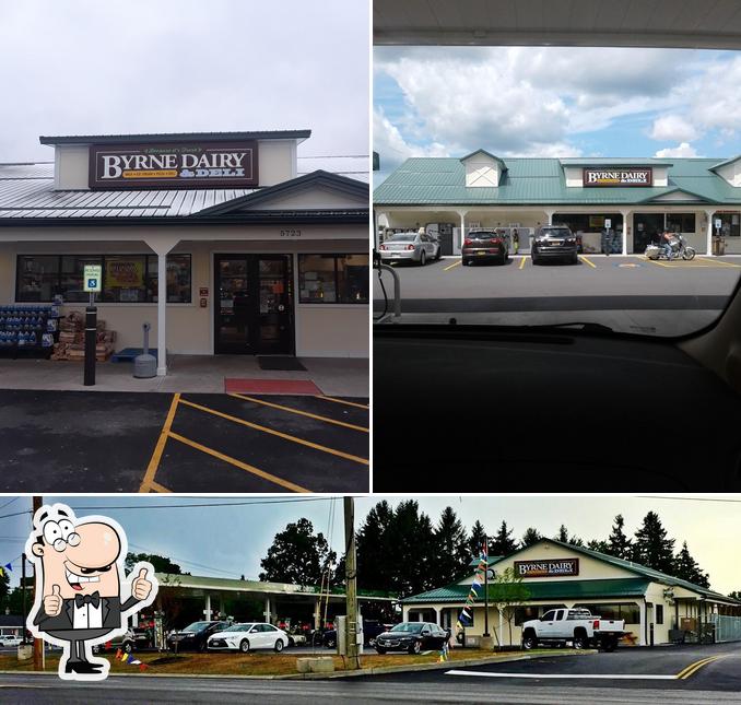 Byrne Dairy and Deli, 5723 S Bay Rd in Cicero Restaurant menu and reviews