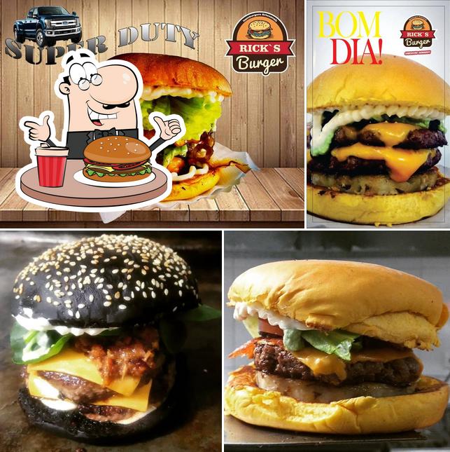 Consiga um hambúrguer no Rick's Burger - Águas de Lindóia