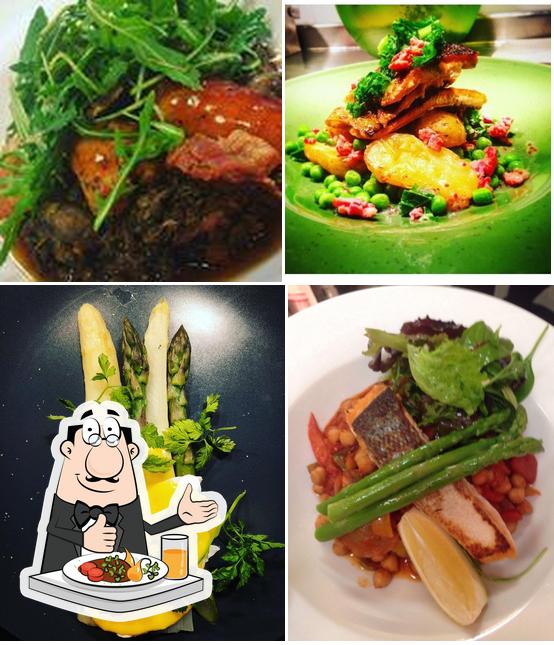 Market Kitchen in AshtoninMakerfield Restaurant menu and reviews