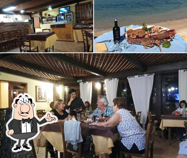 Ristorante Pizzeria Bar Ampurias se distingue par sa intérieur et extérieur