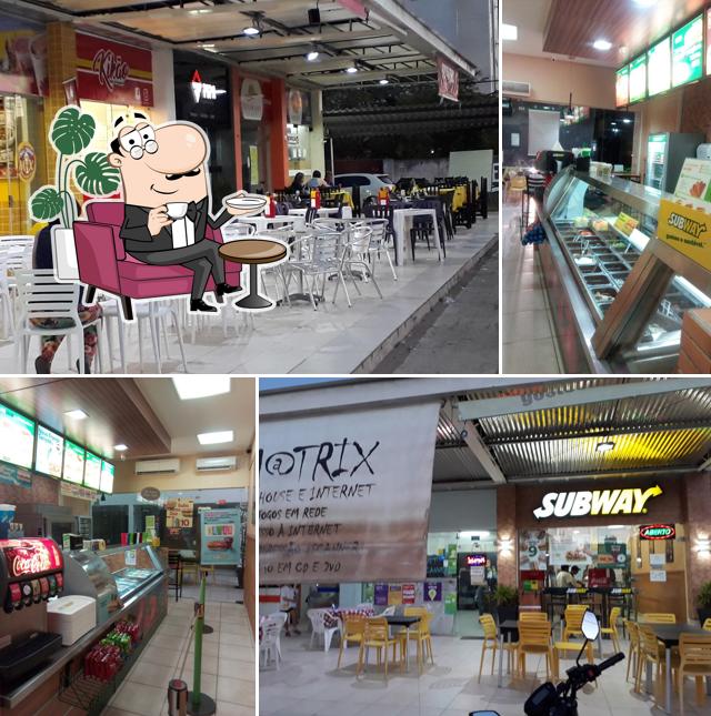 O interior do Subway