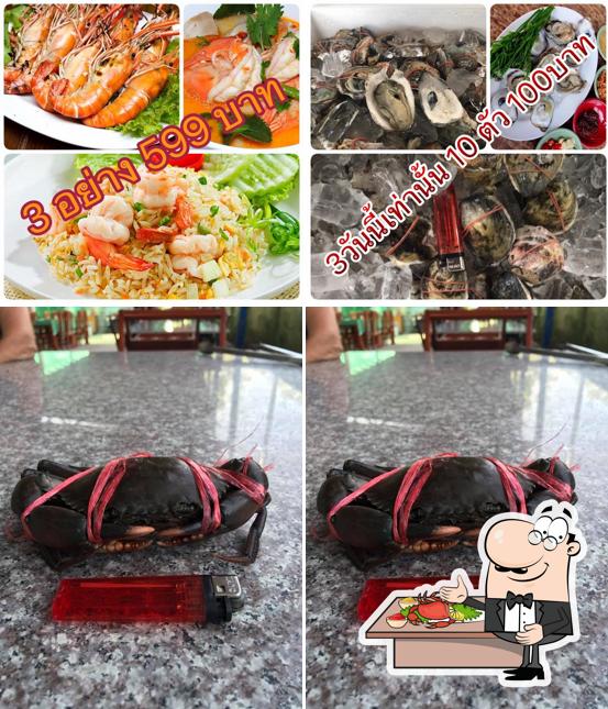 Prueba las diferentes opciones de marisco que te ofrecen en ไทไทน้ำจิ้มซีฟู้ด