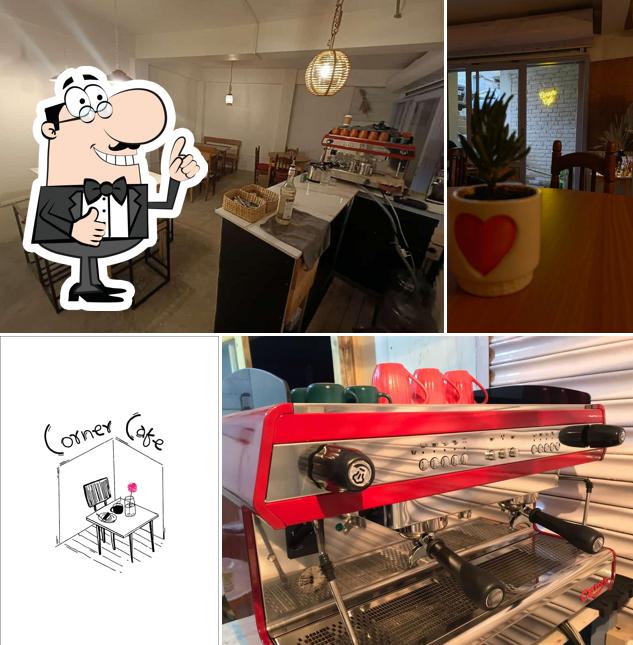 Corner Cafe