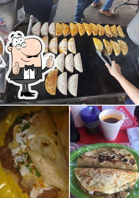 tacos de birria el chana restaurant, Los Mochis - Restaurant reviews