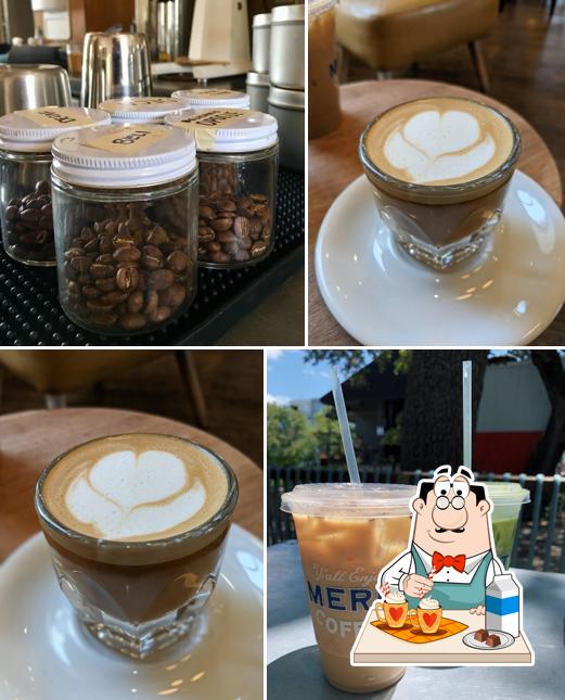 Disfrutra de tu bebida favorita en Merit Coffee