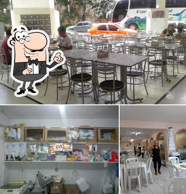 O interior do Lú Lanches