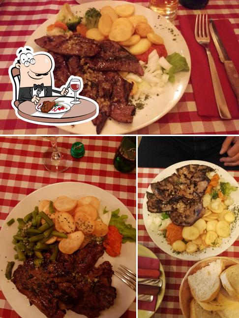 Prenditi i piatti di carne a Buffet Nostalgija