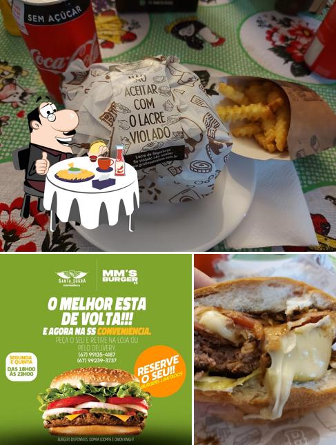 Hambúrguer em MM BURGER