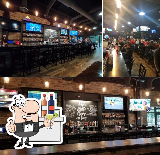 Moonshiners Bar & Grill in Braselton Restaurant menu and reviews