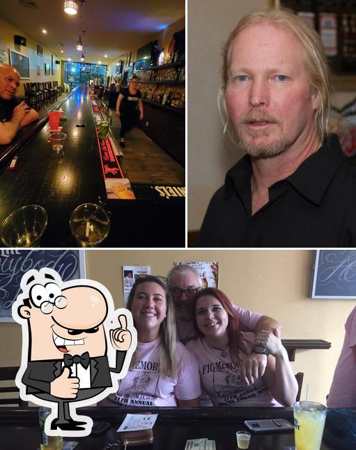 North Tavern / discount liquor store in Dunellen Restaurant reviews