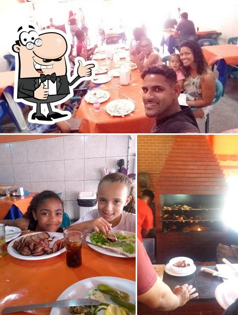 Look at this picture of Comitê Central / Churrasco & Pizzaria do Rocha