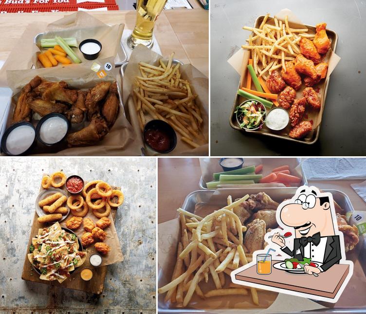 Buffalo Wild Wings in Nacogdoches Restaurant menu and reviews