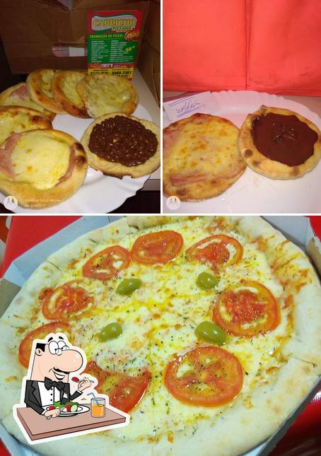 Comida em Pizzaria Capricho