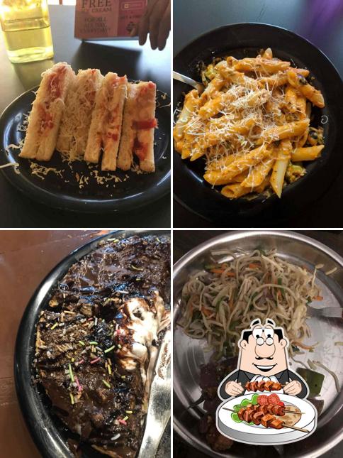 Meals at Food Street