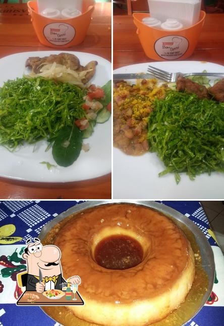 Comida em Restaurante Bom Gosto