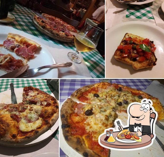 Experimente pizza no Pizzaria Itália