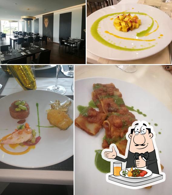 La cibo e interni del ristorante