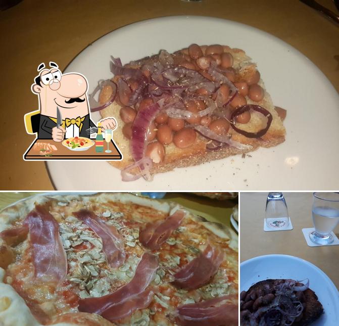 Platti al Pizzeria Falco Matto