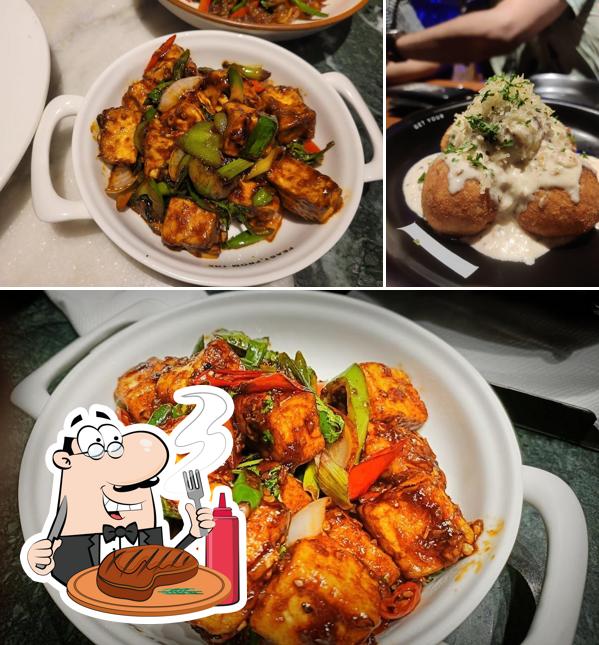 Episode One (Powai) provides meat meals