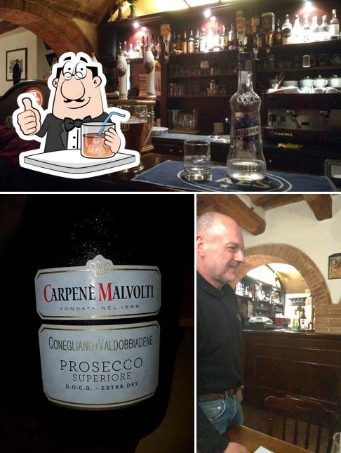 Prova un drink dal menu