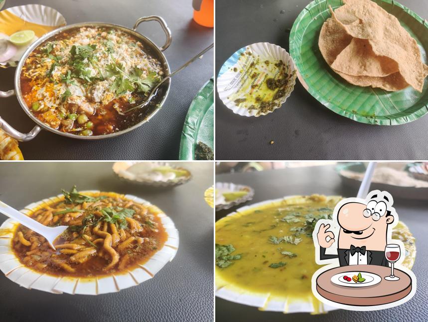Hotel kedrai khanawal Dhaba Family Garden
