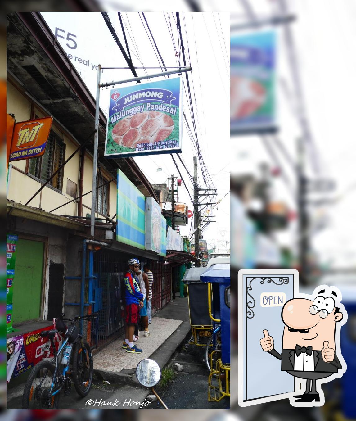 JUNMONG Malunggay Pandesal, Legazpi City