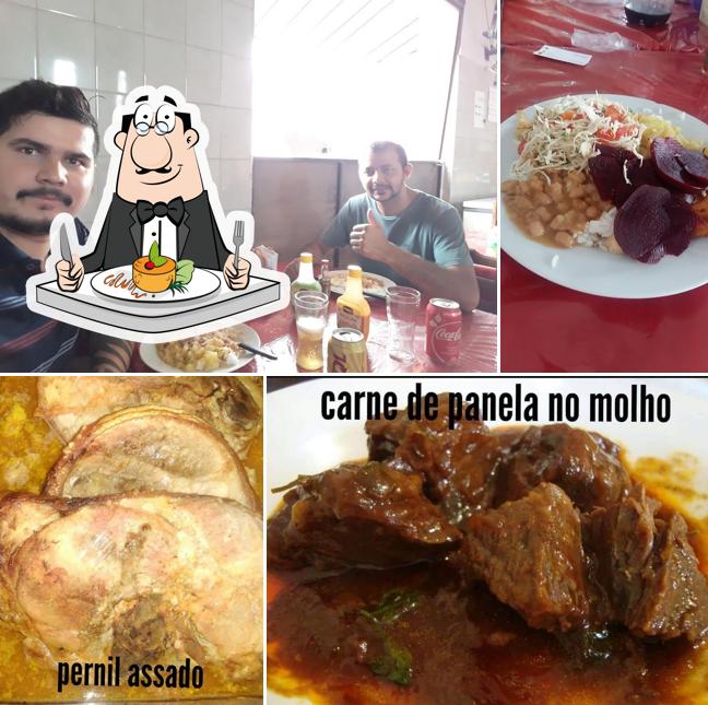 Comida em Restaurante Bistecão