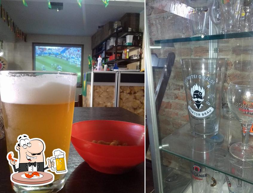 Cervejaria Guaru - Cerveja Artesanal de Guarulhos serve uma gama de cervejas