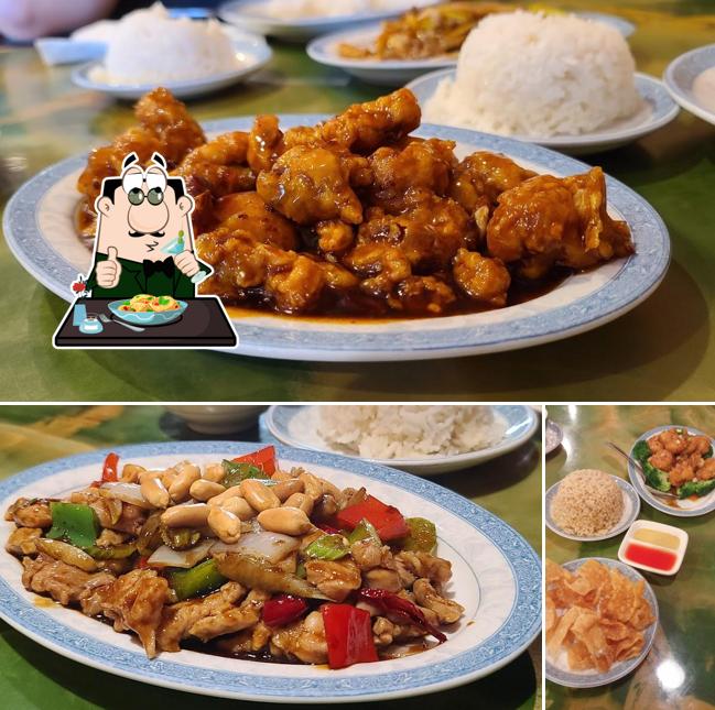 Food at China Panda Restaurant