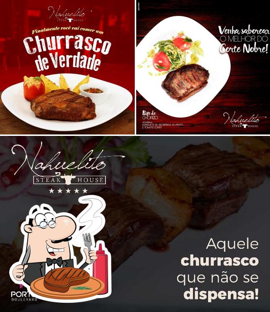 Nahuelito Steakhouse serve pratos de carne