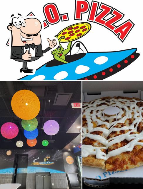 Mire esta imagen de U.F.O. Pizza