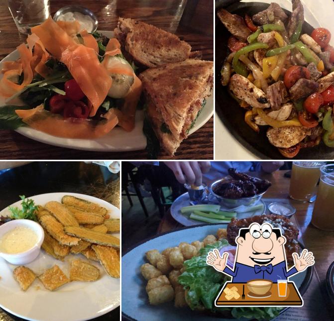 Food at Gatehouse Tavern