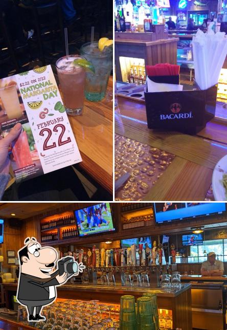 Miller's Ale House in Commack Restaurant menu and reviews
