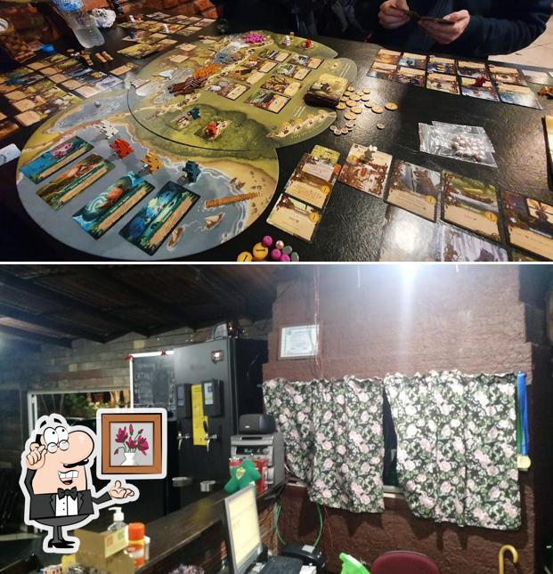 O interior do Chef na Van burgers and boardgames