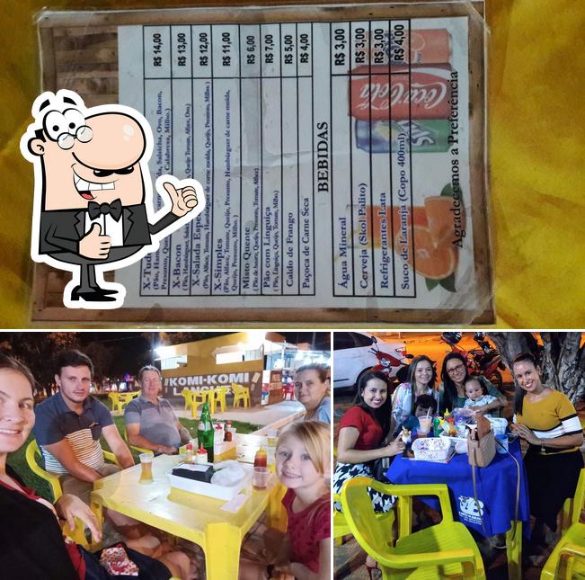 Komi Komi Lanches