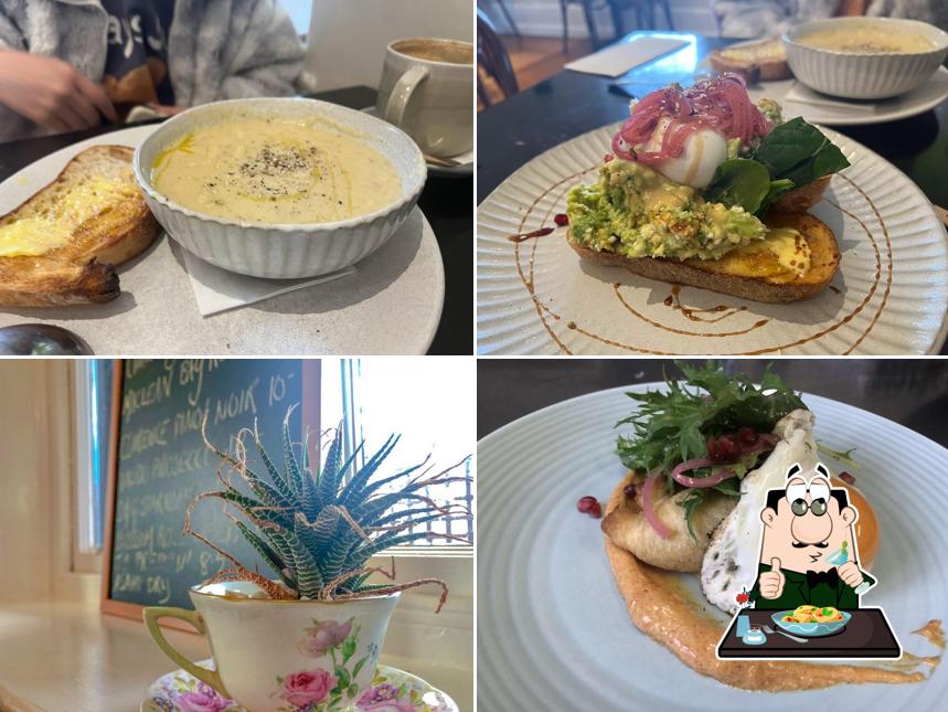 The Duchess Cafe in Sandy Bay Restaurant menu and reviews