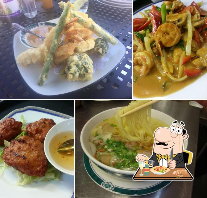 Veranda Noodle Bar in Portland Restaurant menu and reviews