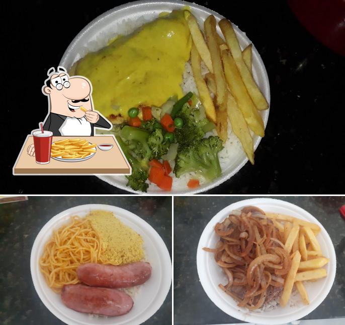 Batata frita em Quero Mais Marmitaria Delivery