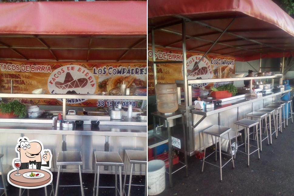 Restaurante Tacos De Birria Los Primos, Zapopan, Monte Falco 1512