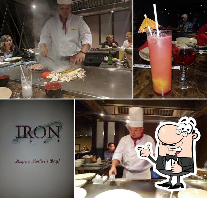 Это фото стейк хауса "Iron Chef Japanese Steakhouse"