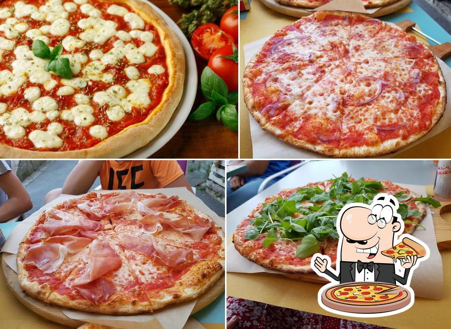 Choisissez des pizzas à Pizzeria a tutta pizza di Fasti Liana