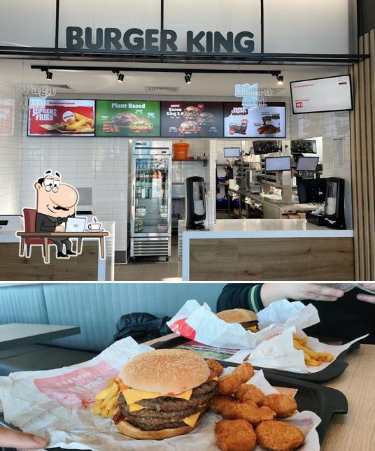 Siediti a un tavolo di Burger King Maddaloni