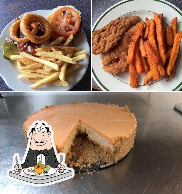 L a Golf Club, Wings & More Restaurant & Bar in La Fargeville