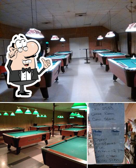 Traders Station Flea Market, 8750 NC41 in Lumberton Restaurant reviews