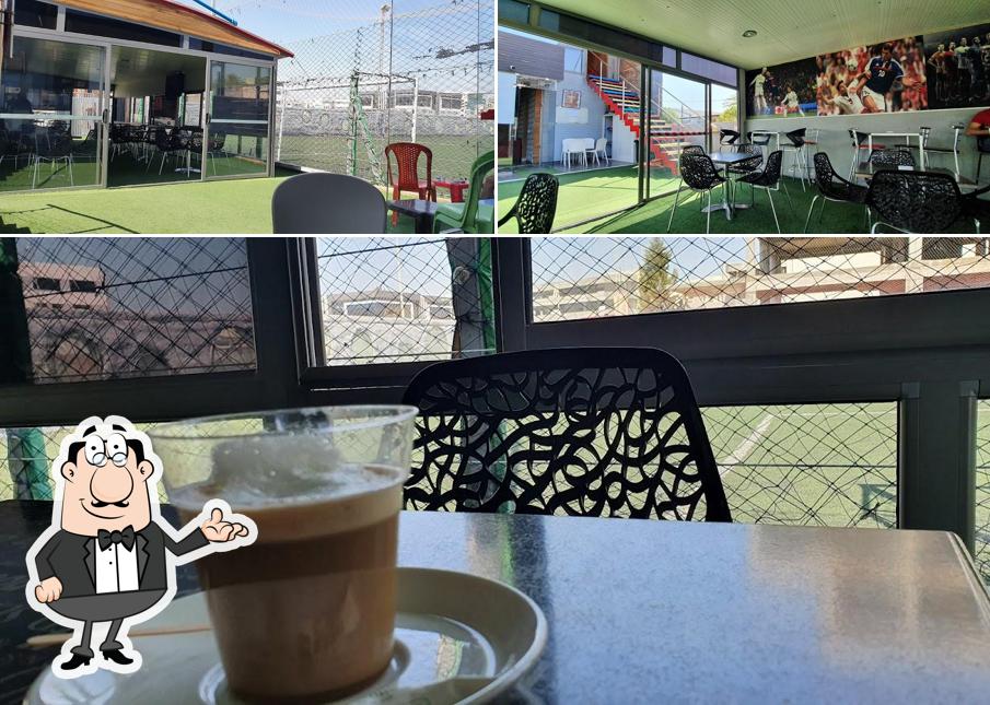 Star Academy Foot cafe, La Goulette Restaurant reviews