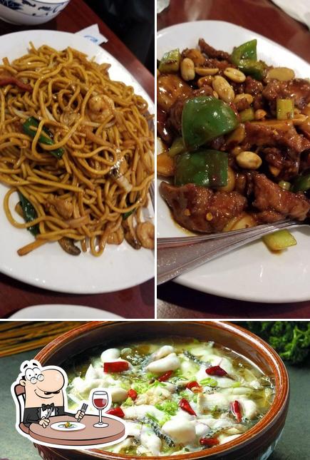 Еда в "Zoe’s Chinese Restaurant"