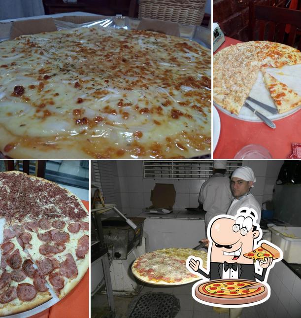 Peça pizza no Restaurante Bosque de Vargem pequena ltda