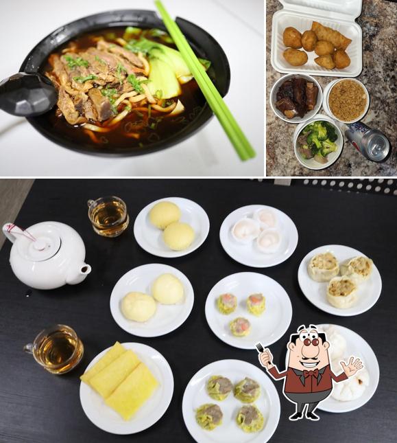 Блюда в "Dragon Feast - 龙涎 Chinese Food Restaurant"